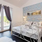 Semesterbostad By Interhome