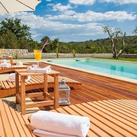 Sibenik By Interhome 希贝尼克