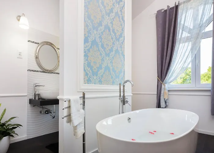 Sibenik By Interhome *