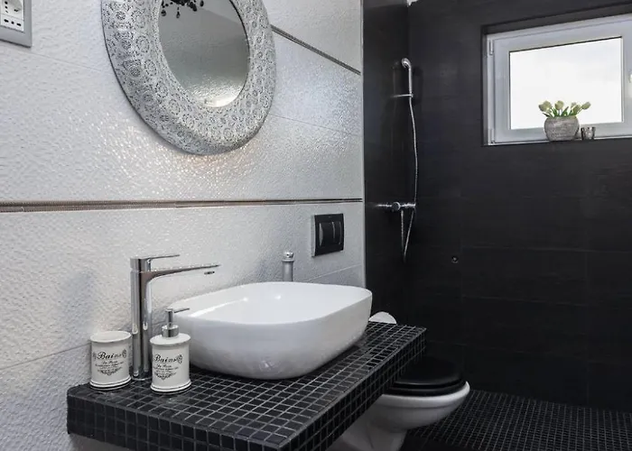 Sibenik By Interhome