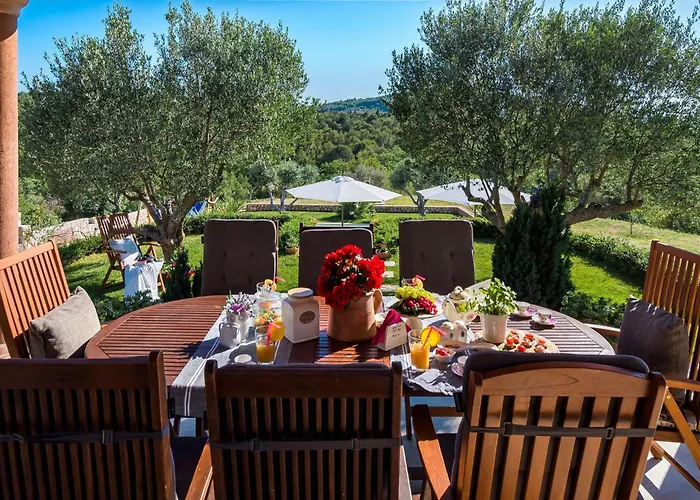 度假居 Sibenik By Interhome